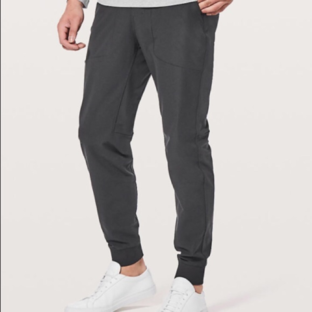 NWOT lululemon men’s abc jogger size large